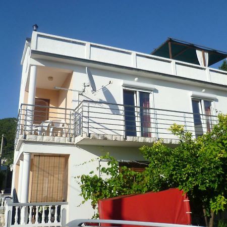 Apartmani Tariba Banjol Exterior photo